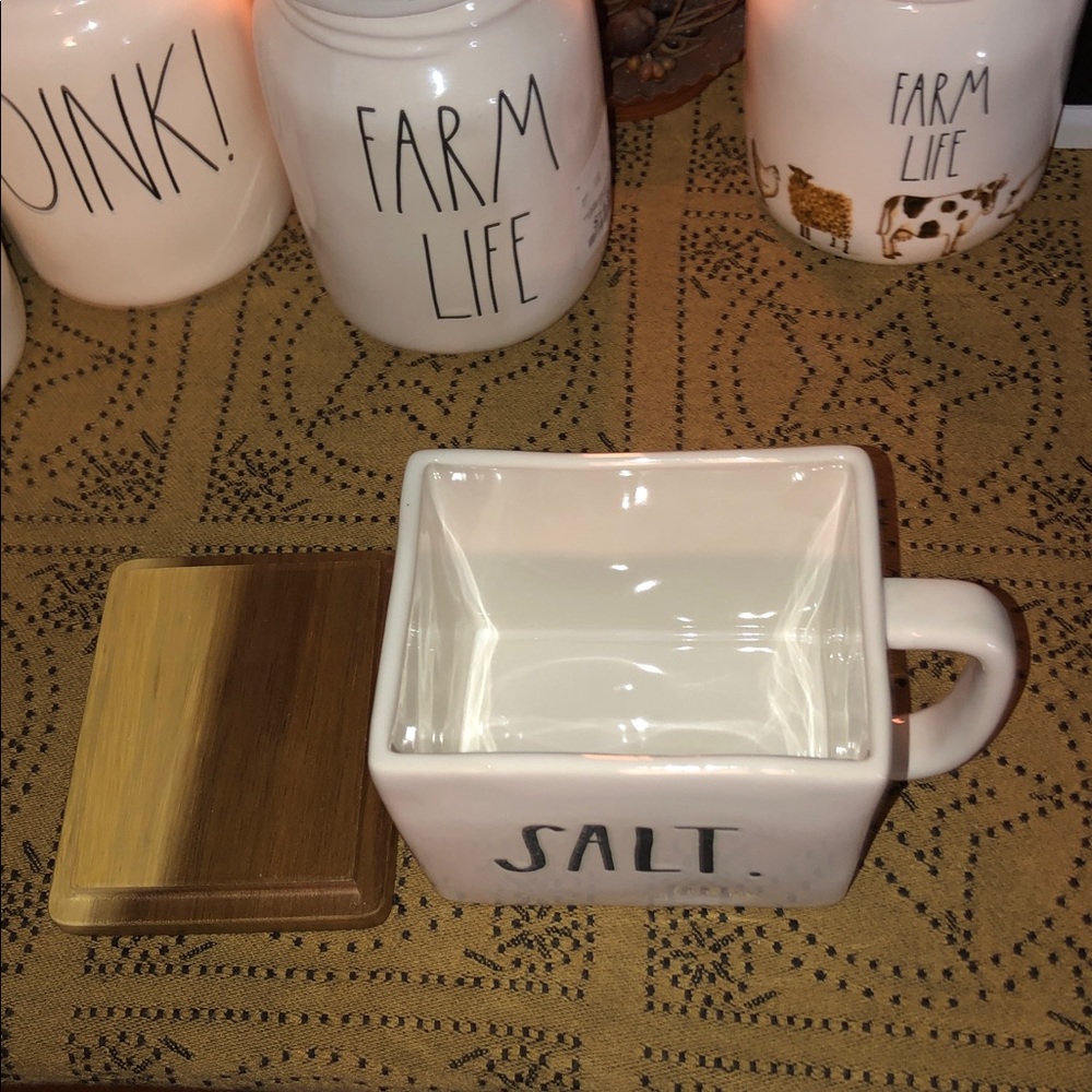 Rae Dunn SALT Large Salt Cellar with Wood Lid - Picture 6 of 11